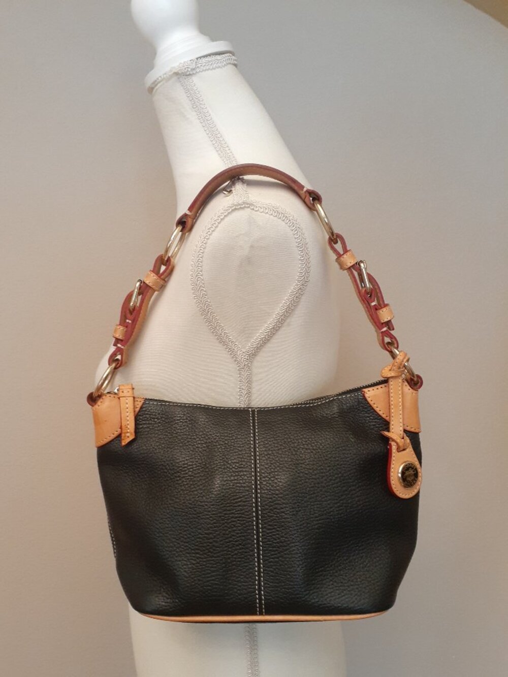 Dooney & Bourke Shoulder Bag - Picture 5 of 15